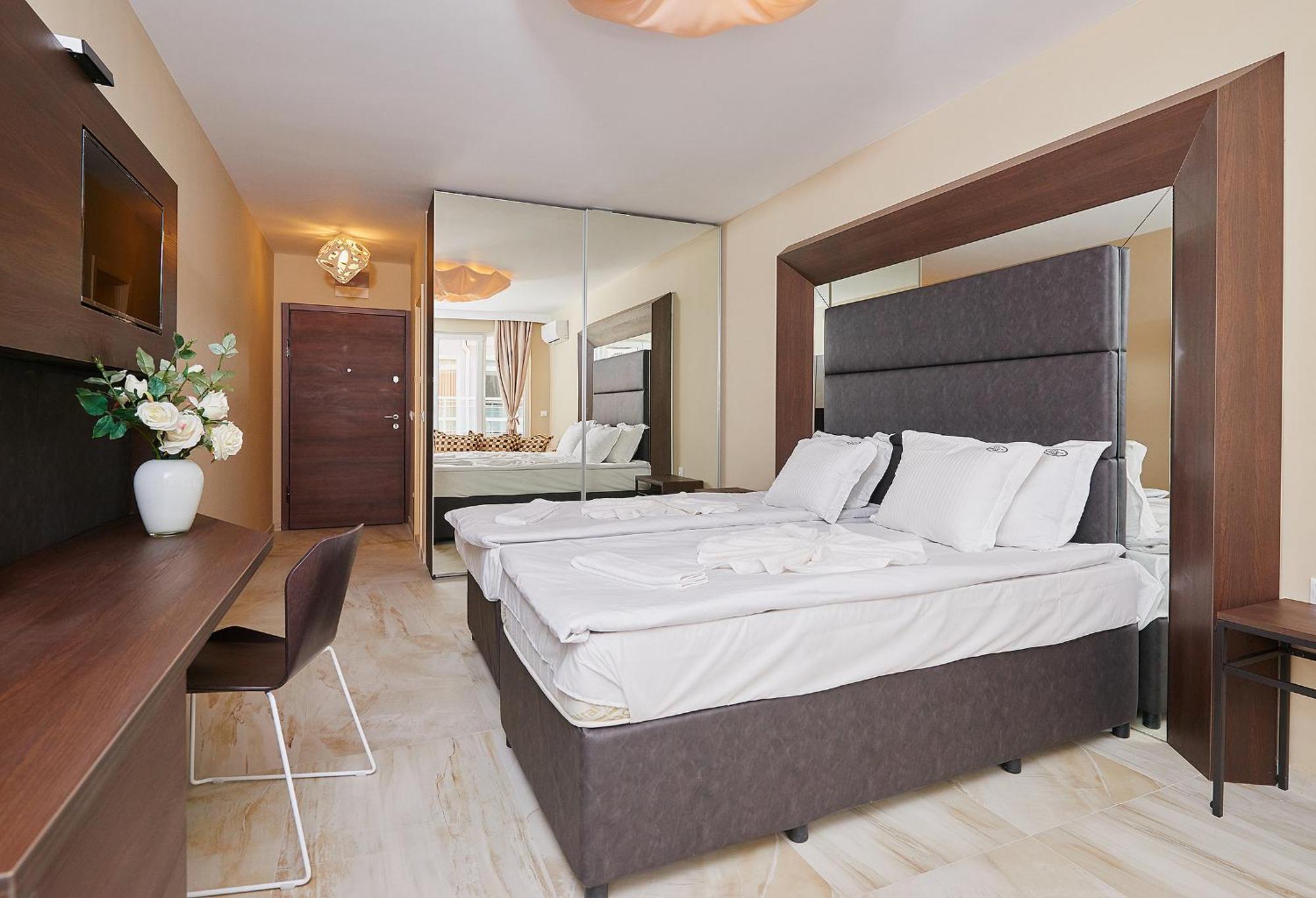 Botabara Del Mar Boutique Aparthotel Pomorie Quarto foto